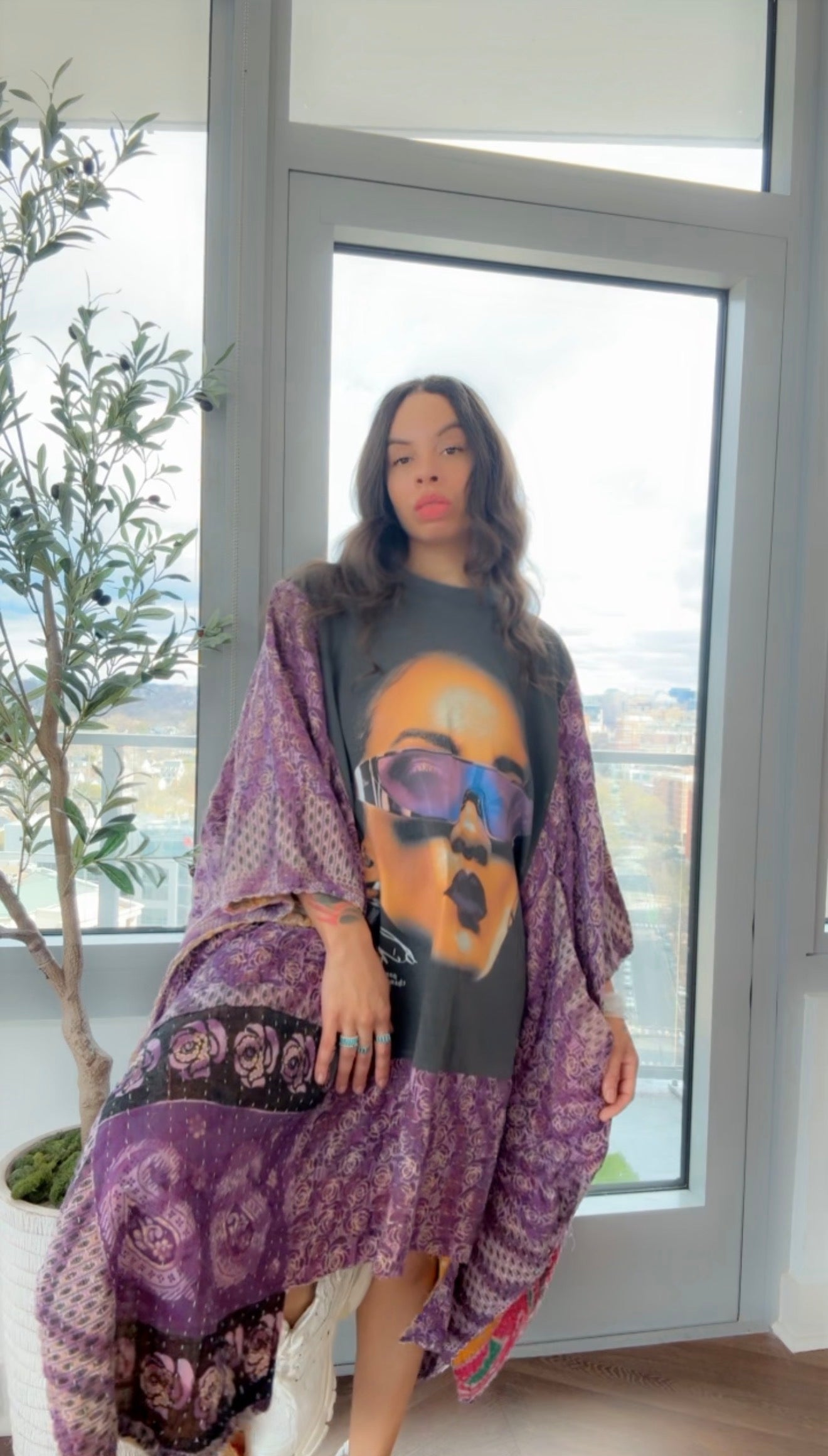 RARE Rihanna Original Kantha Band Tee Muu (Premium)
