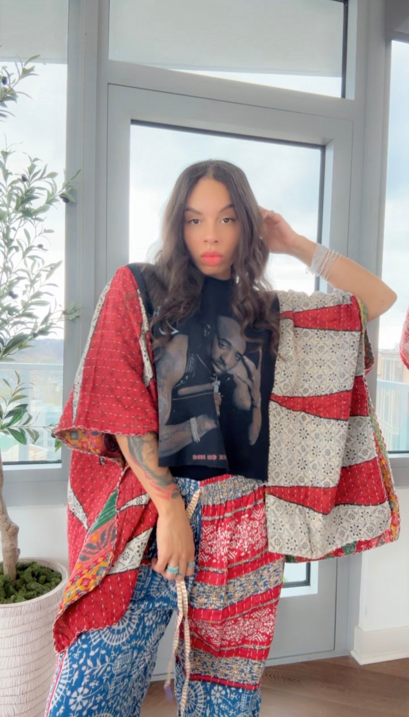 Tupac Cropped Sweatshirt (fleece) Kantha Band Tee Poncho