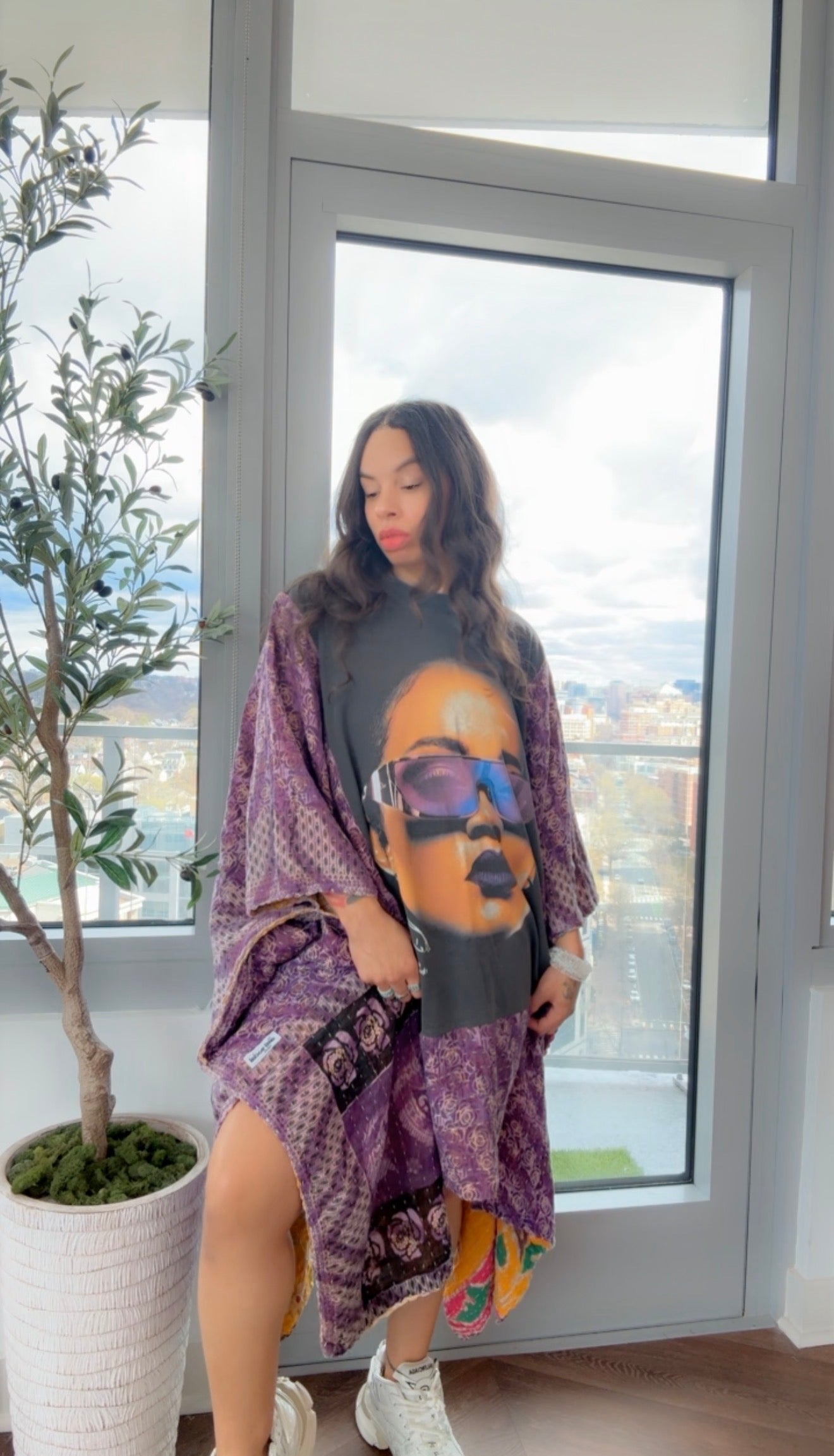 RARE Rihanna Original Kantha Band Tee Muu (Premium)