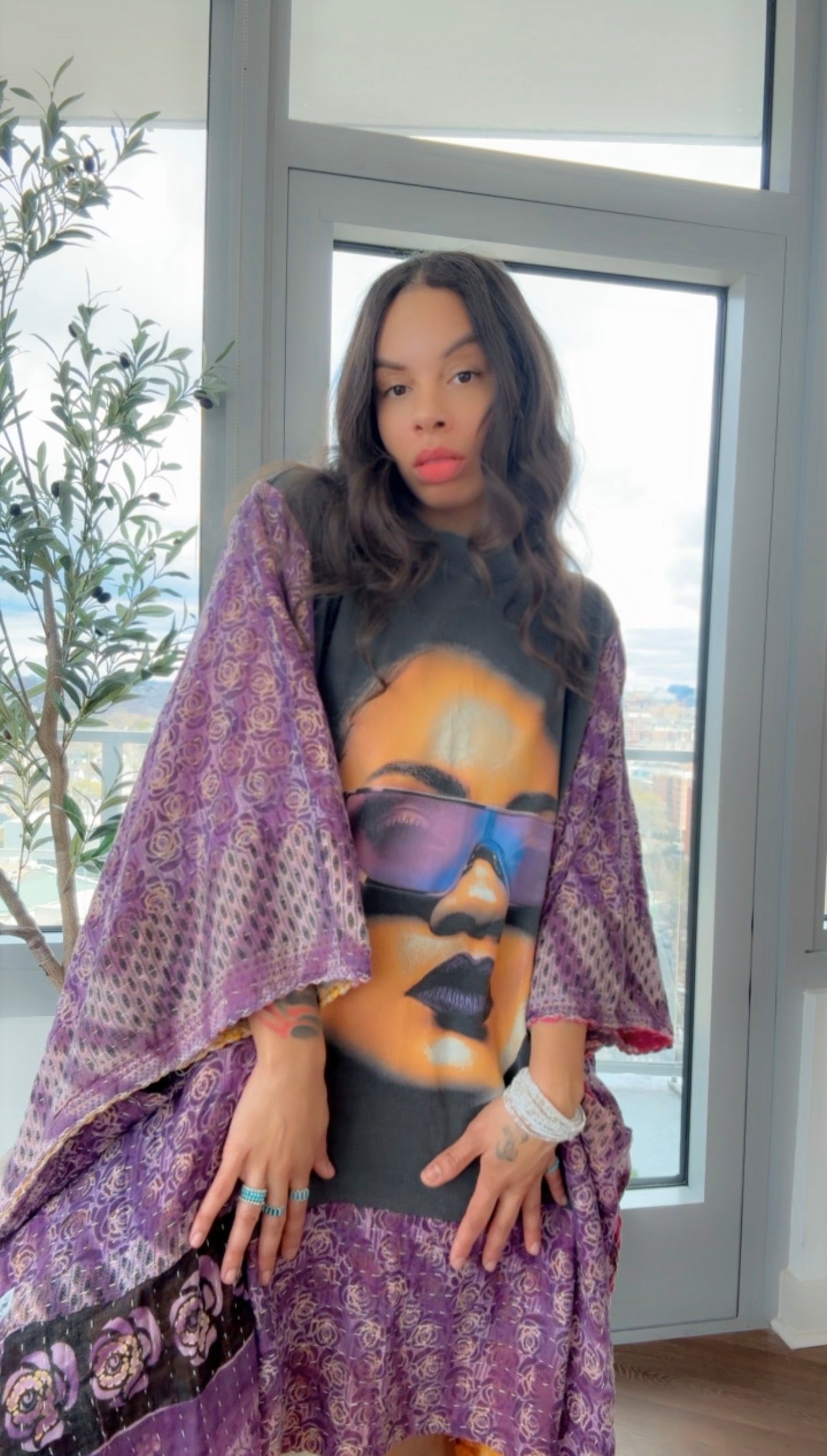 RARE Rihanna Original Kantha Band Tee Muu (Premium)