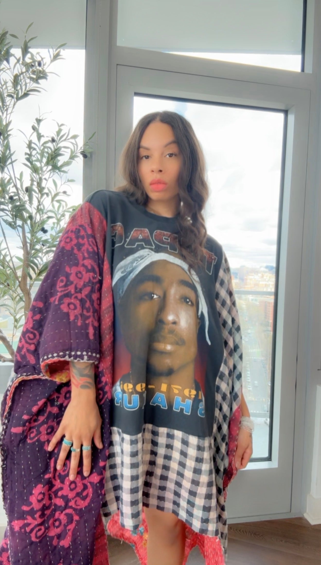 ** Tupac “Modern Vintage” Original Kantha Band Tee Muu (Premium)