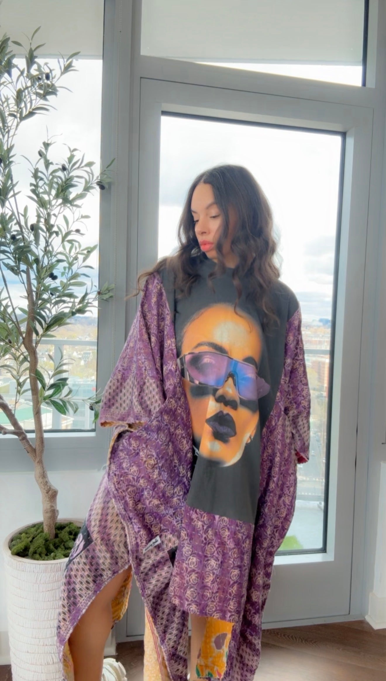RARE Rihanna Original Kantha Band Tee Muu (Premium)