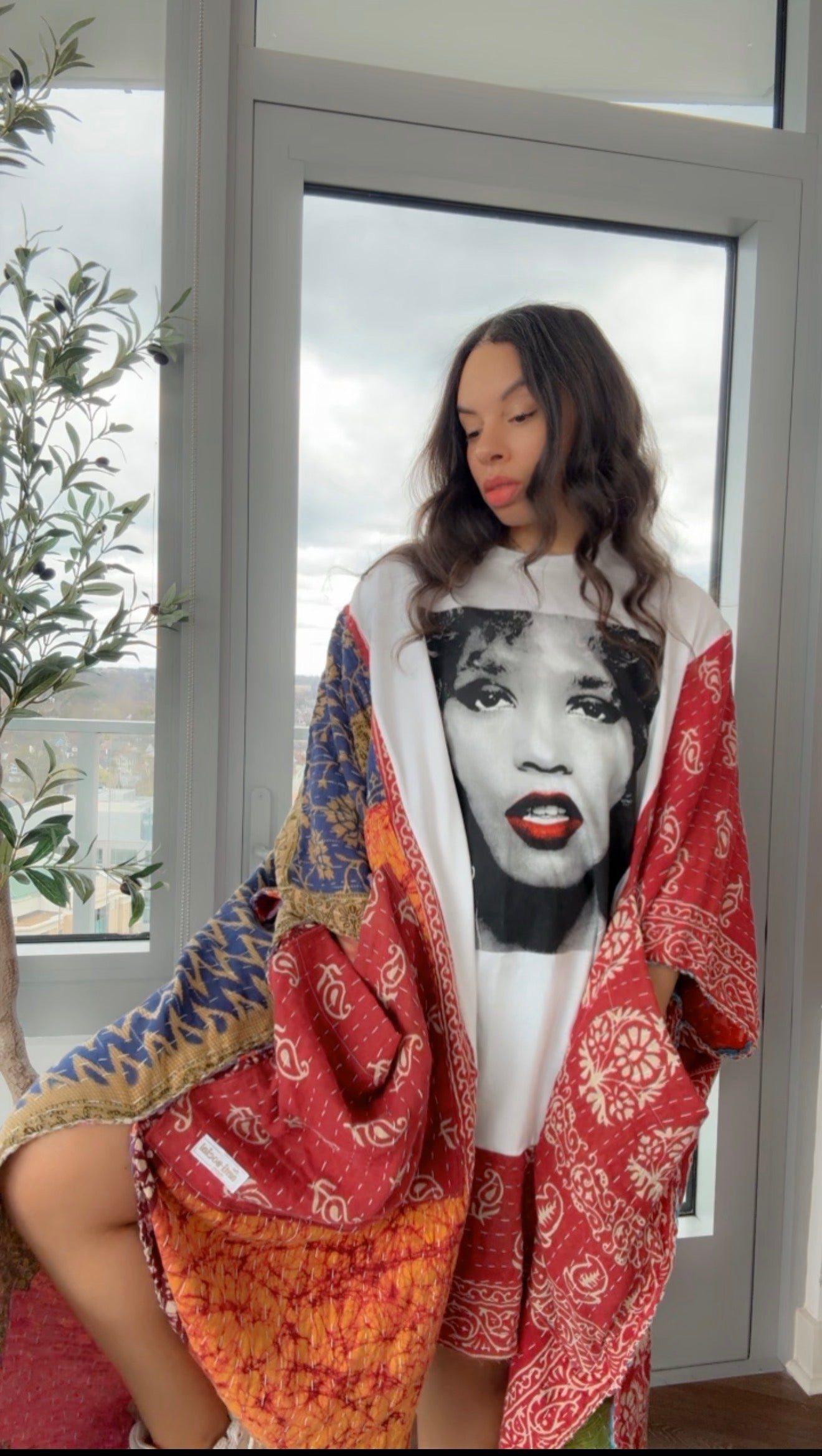 Whitney Houston Original Kantha Band Tee Muu (Premium)