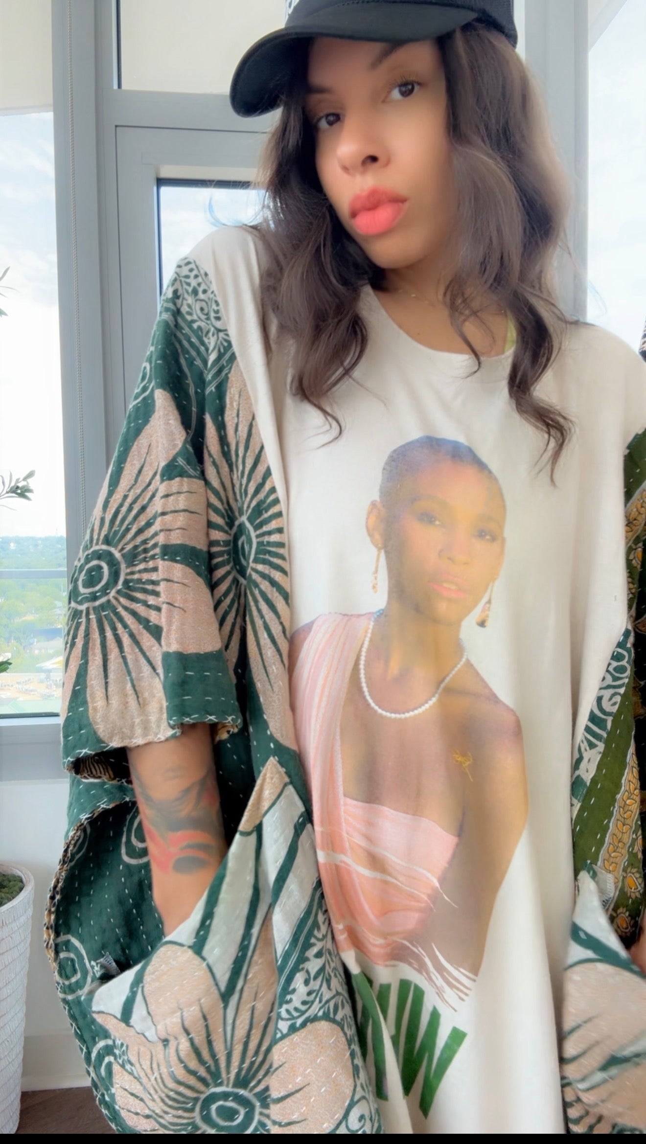* A RARE Whitney Houston Original Kantha Band Tee Muu