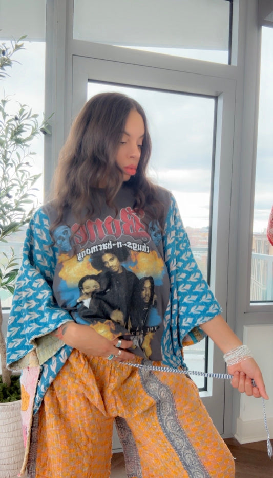 ** Bone Thugs N Harmony Cropped Kantha Band Tee Poncho