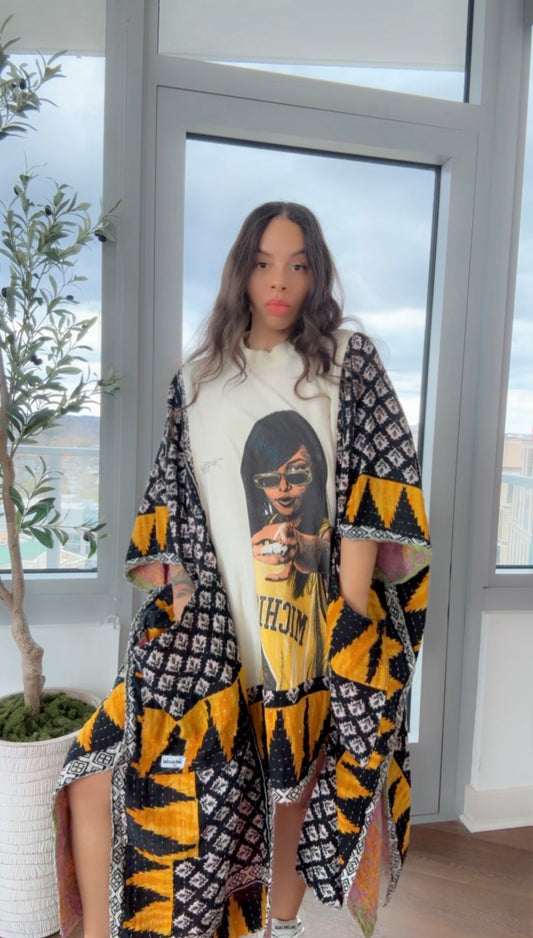 ** RARE Aaliyah Original Kantha Band Tee Muu (Premium)